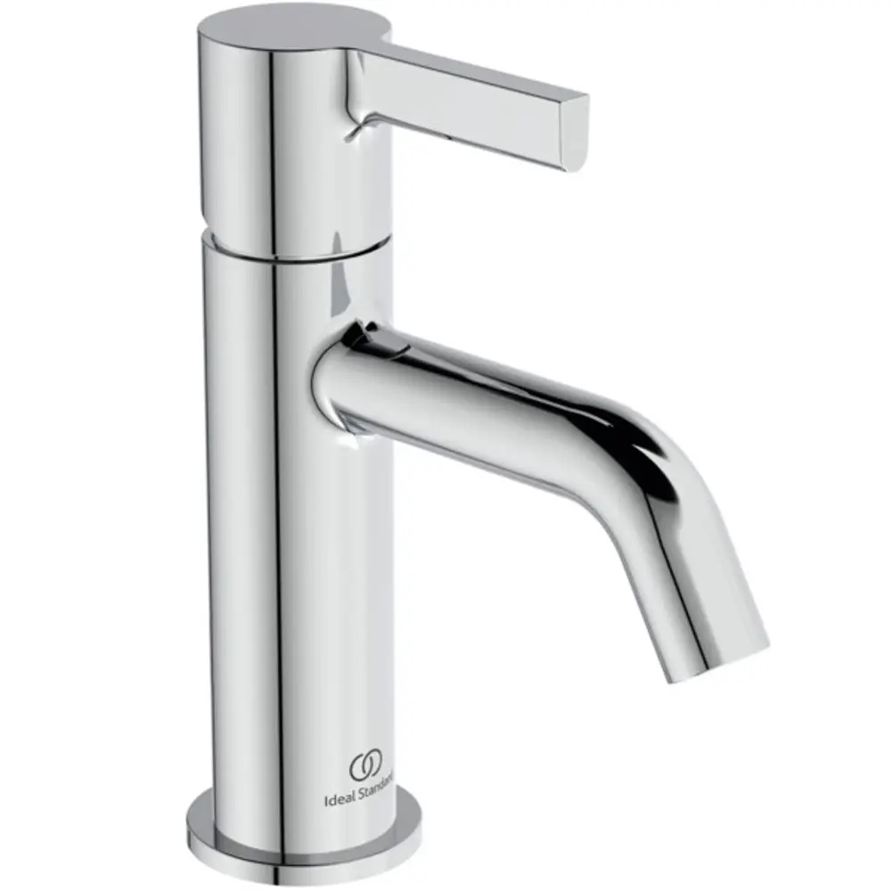 Waschtischarmatur in chromfarbener Ausführung von Ideal Standard. Rechteckiger Griff und geschwungener Auslauf. Klar erkenntlich ist das markante Design.